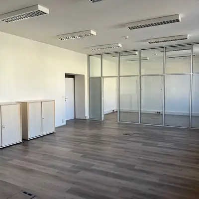 Pronájem kanceláře 320 m² Záhřebská, Praha - Vinohrady